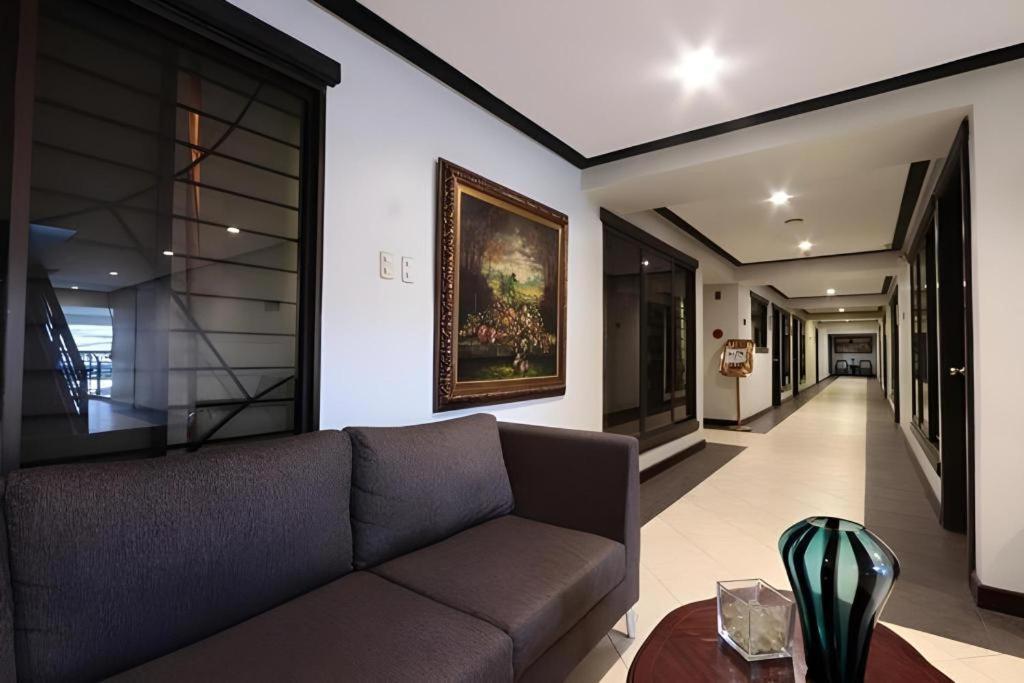 D' Leonor Hotel Davao City Exterior foto