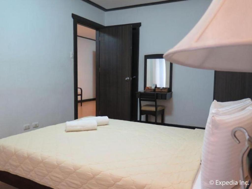 D' Leonor Hotel Davao City Exterior foto