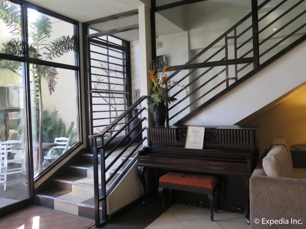 D' Leonor Hotel Davao City Exterior foto